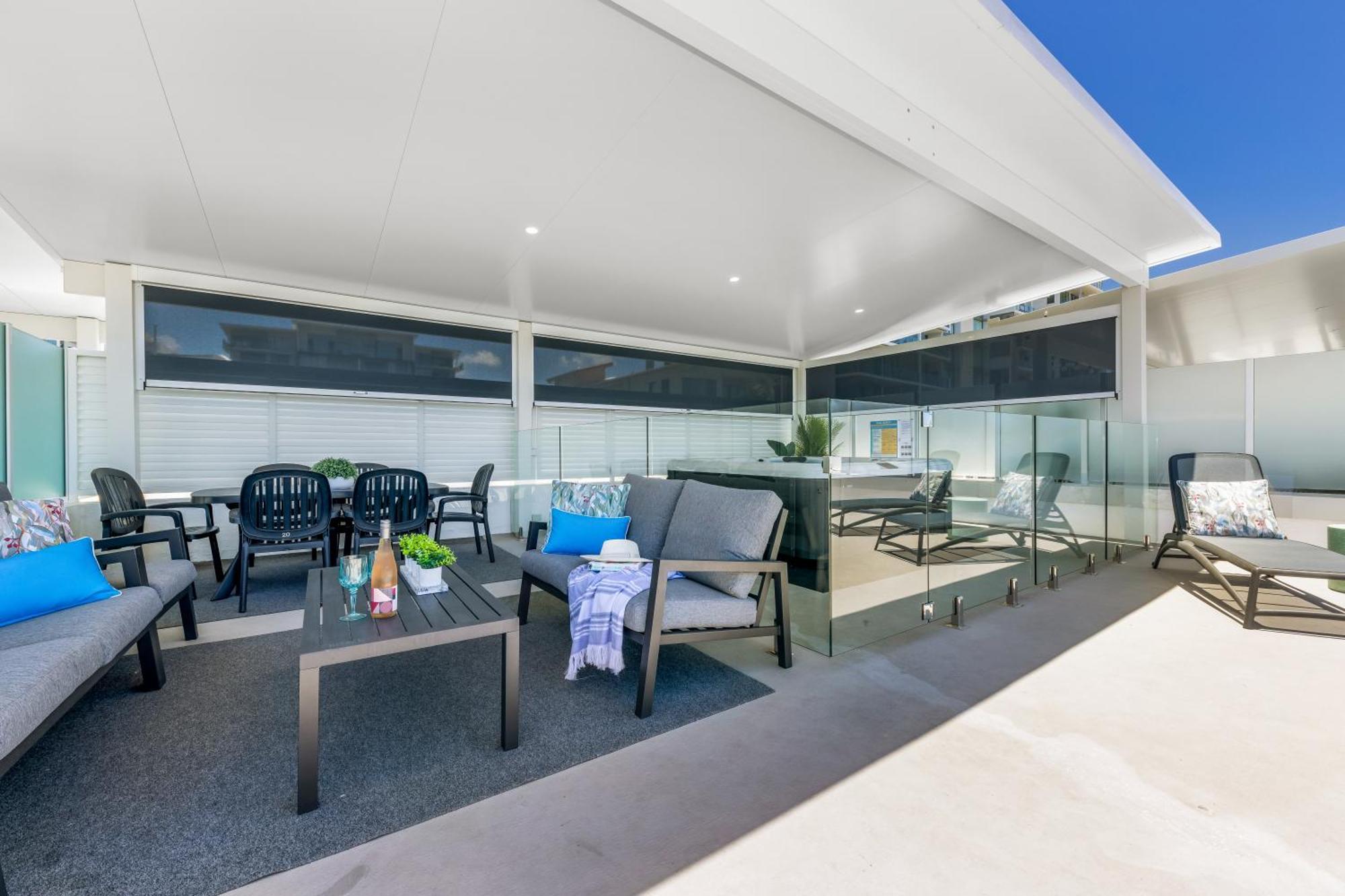 Sundeck Gardens Aparthotel 3*
