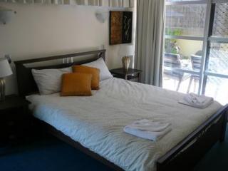 Sundeck Gardens Aparthotel 3*